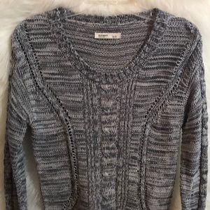 Old Navy - Gray & White Knit Sweater Small